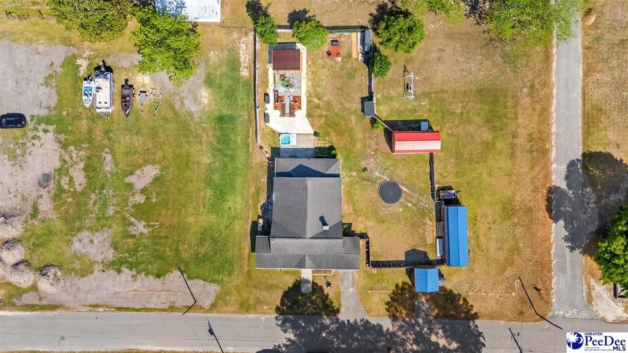 209 S Walnut St Photo 43