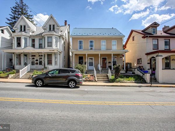 114 E ORANGE STREET , SHIPPENSBURG, PA 17257