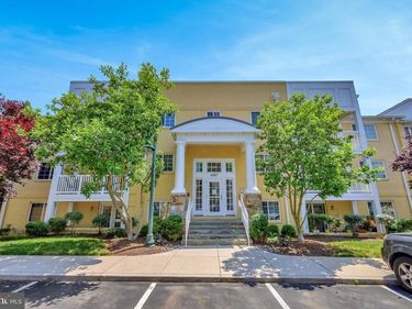 4067 S FOUR MILE RUN DRIVE, Unit 203, ARLINGTON, VA 22204