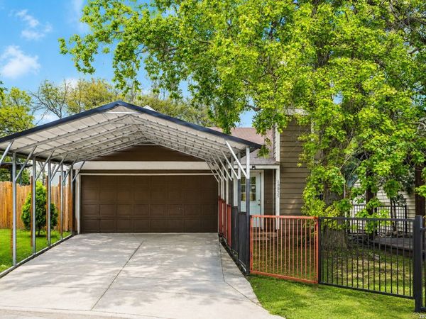 10055 Amber Field, San Antonio, TX 78245