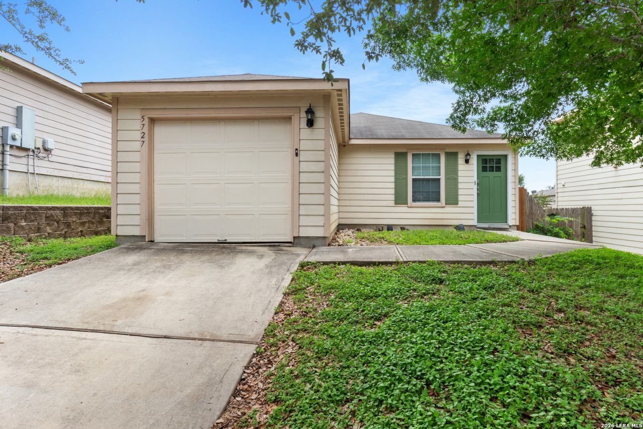 5727 Hickory Cyn, San Antonio, TX 78252 Main Photo