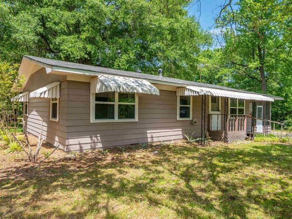 240 Gum Street, Arkadelphia, AR 71923