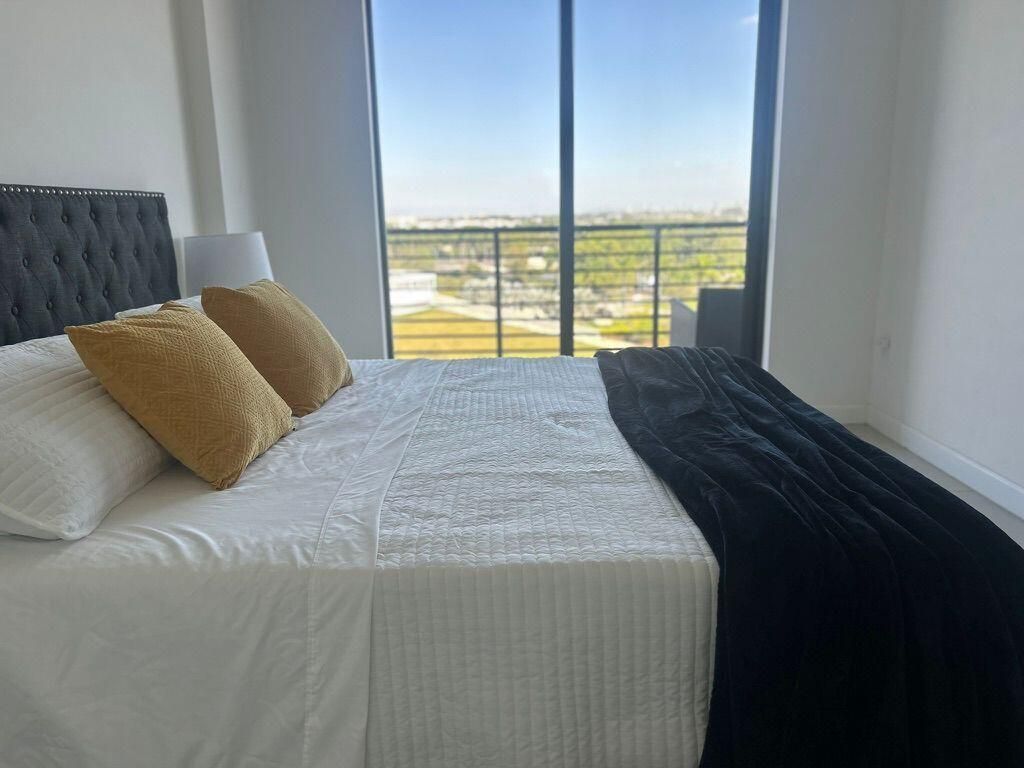 5350 NW 84th Avenue, Unit 609, Doral, FL 33166 Photo