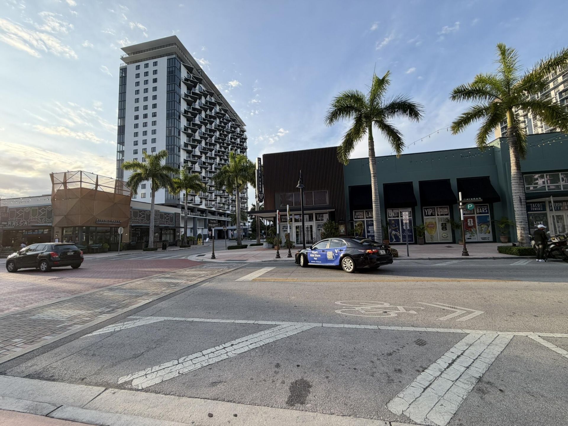 5350 NW 84th Avenue, Unit 609, Doral, FL 33166 Photo
