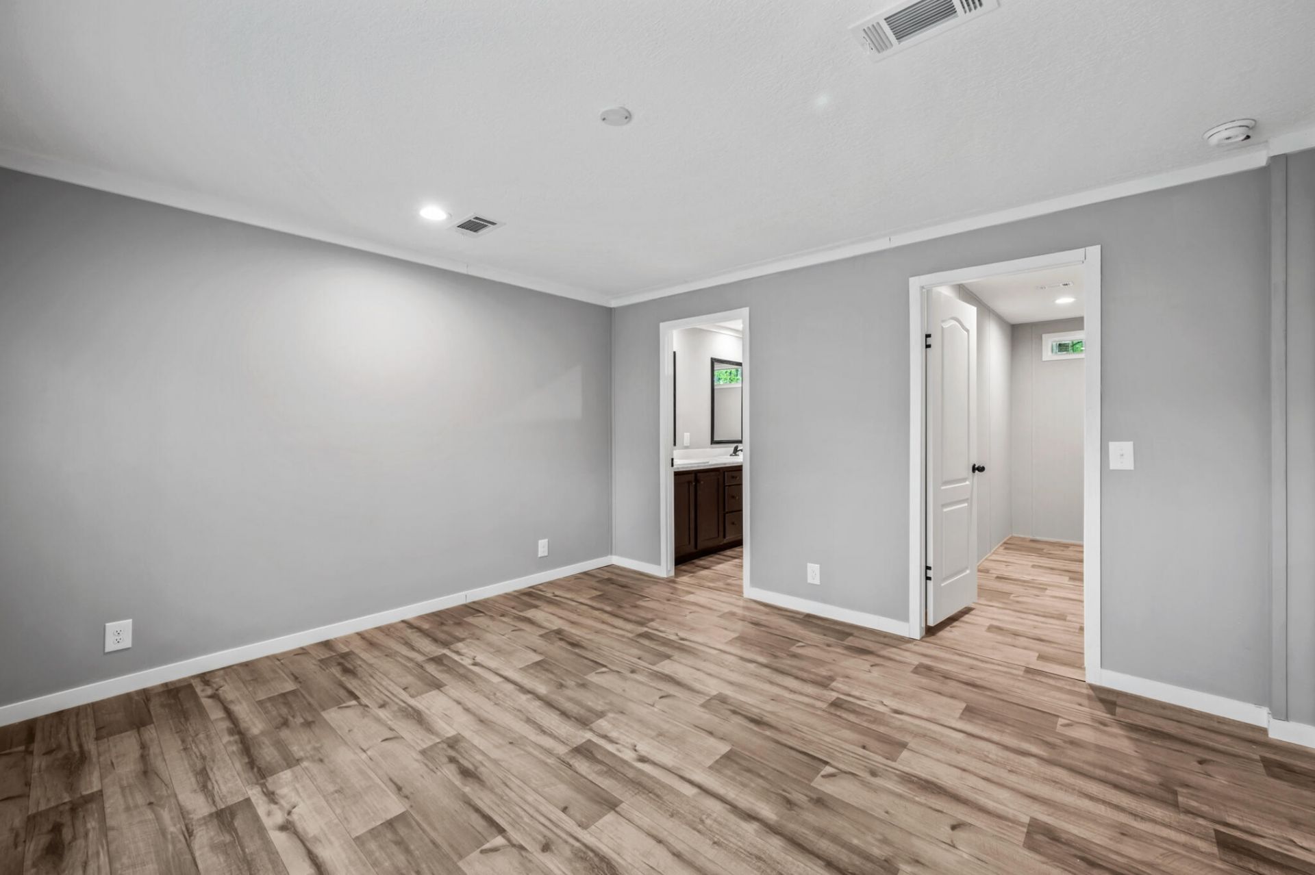 147 Bonanza Drive Photo 17