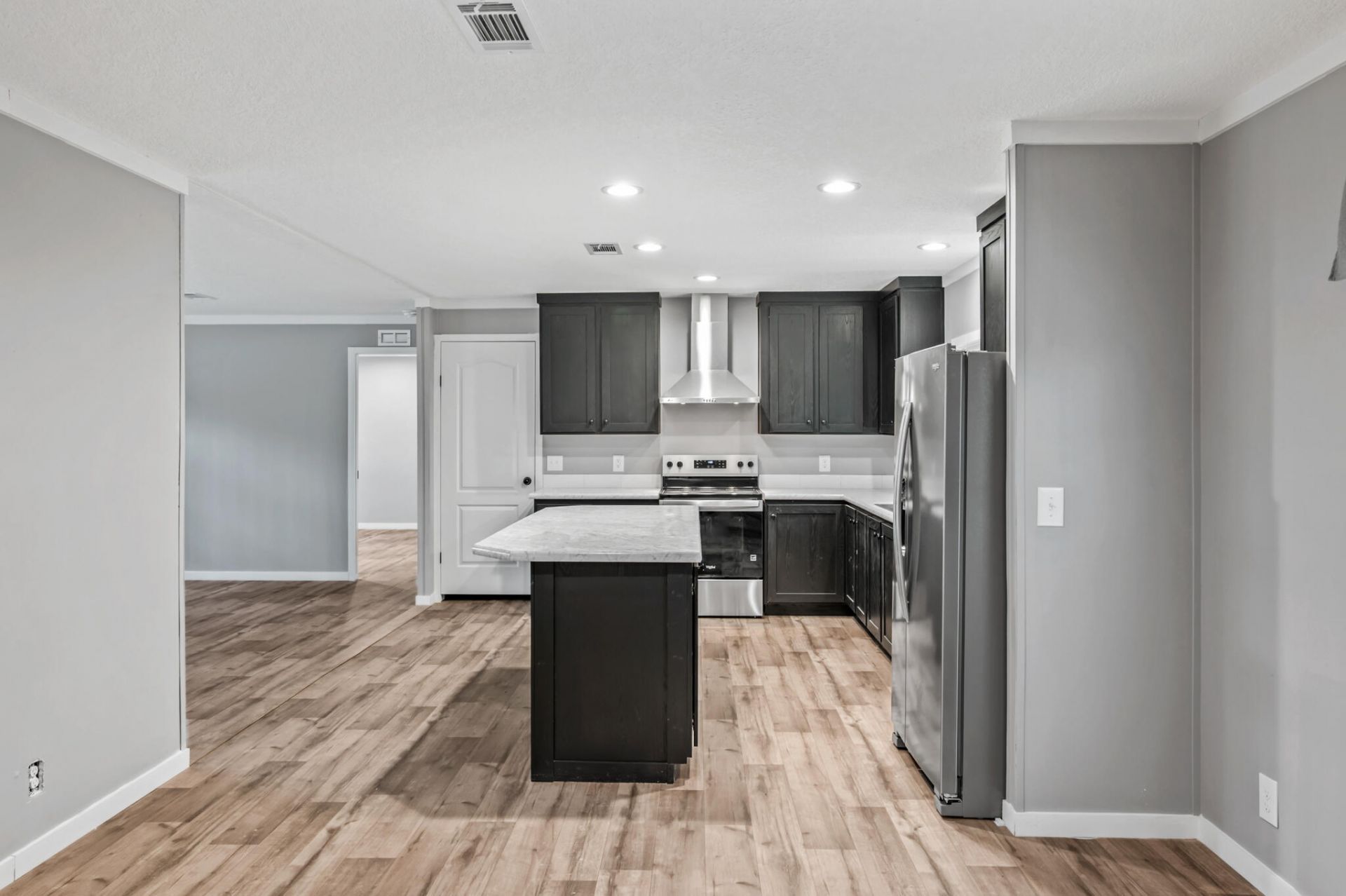147 Bonanza Drive Photo 6