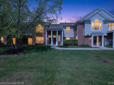 16773 Carriage Way, Northville Twp, MI 48168