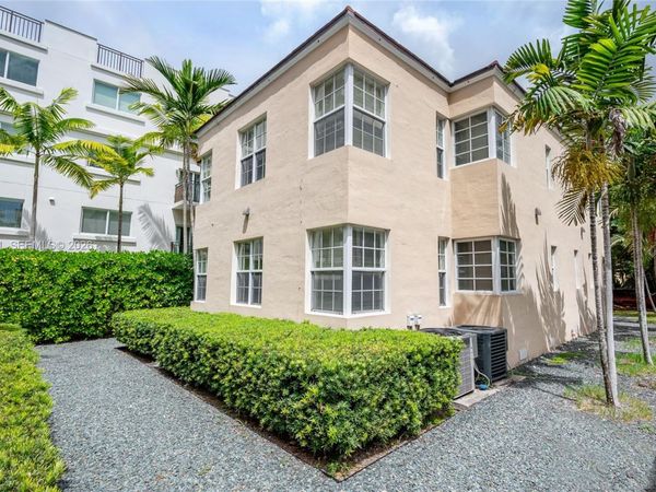 32 Calabria Ave , Unit 1, Coral Gables, FL 33134