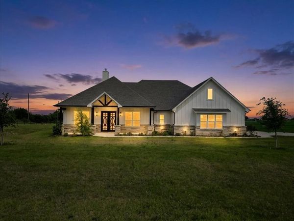 8524 Bronco Drive, Godley, TX 76044