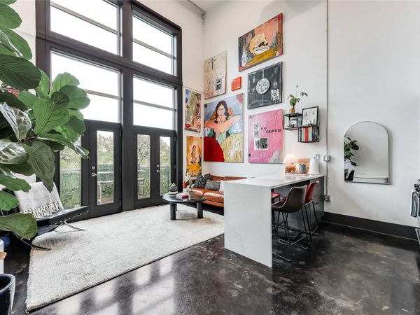 1601 E Cesar Chavez ST, Unit 302, Austin, TX 78702
