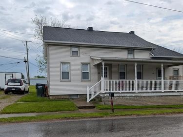100 W Erie St., Creston, OH 44217