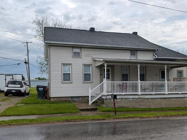 100 W Erie St., Creston, OH 44217
