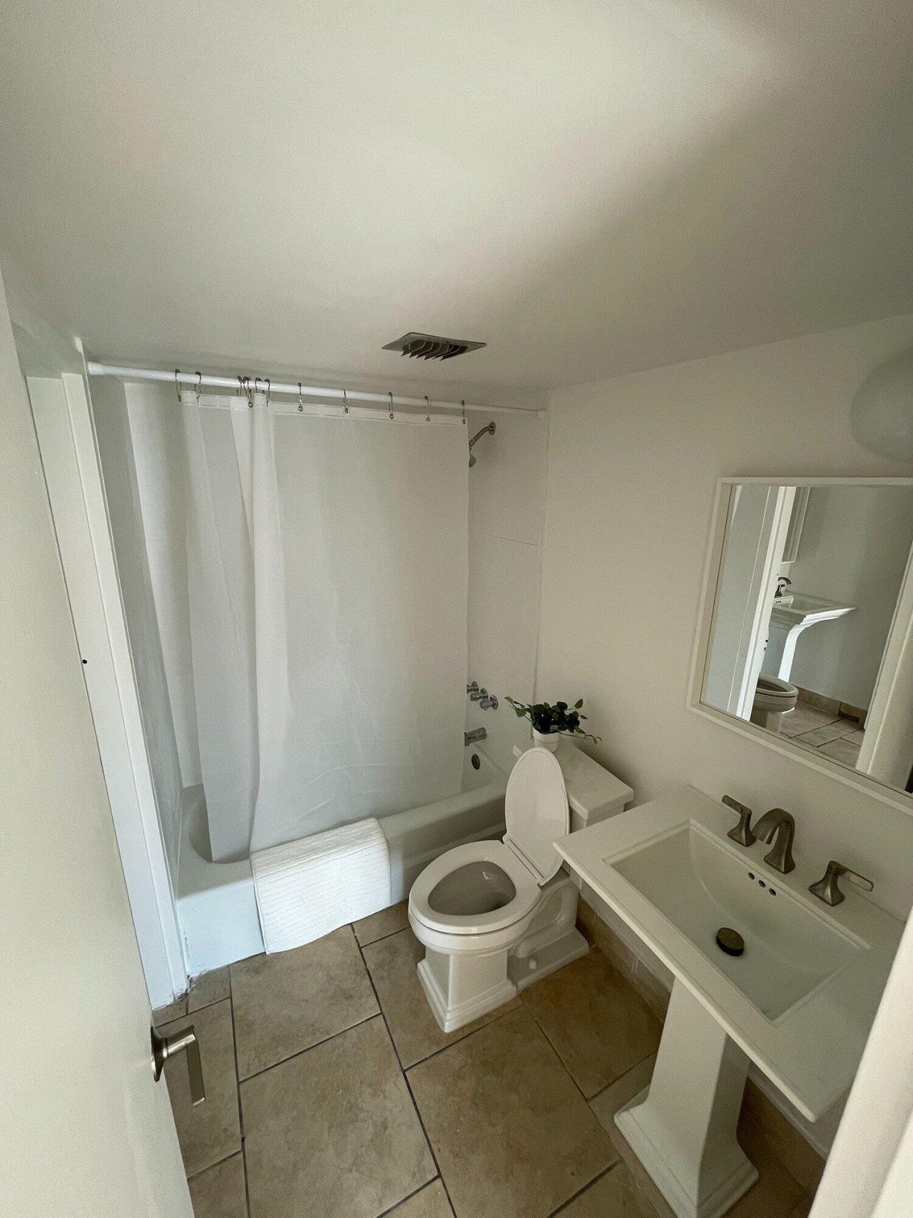1800 NW 24th Avenue, Unit 309, Miami, FL 33125 Photo