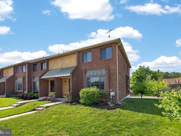 100 CONWAY COURT, EXTON, PA 19341
