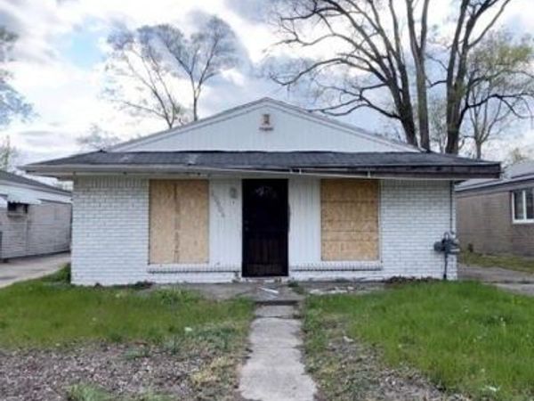 20005 Griggs Street, Detroit, MI 48221
