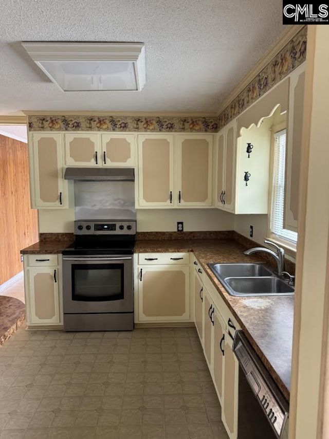7909 Sagebrook Road  Photo 10