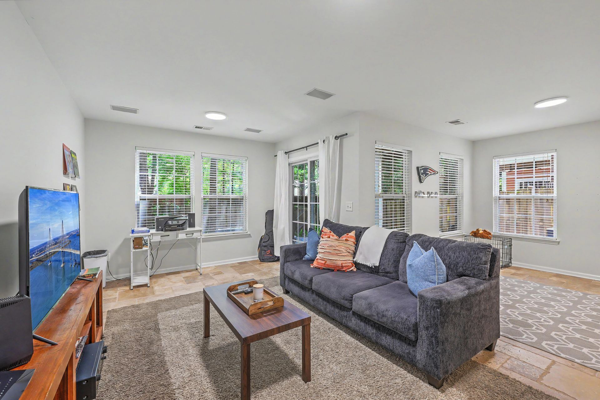 9167 Parlor Drive Photo 6