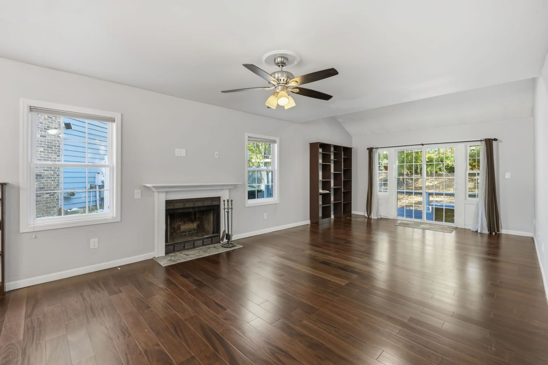 2960 Duck Ct. Photo 8