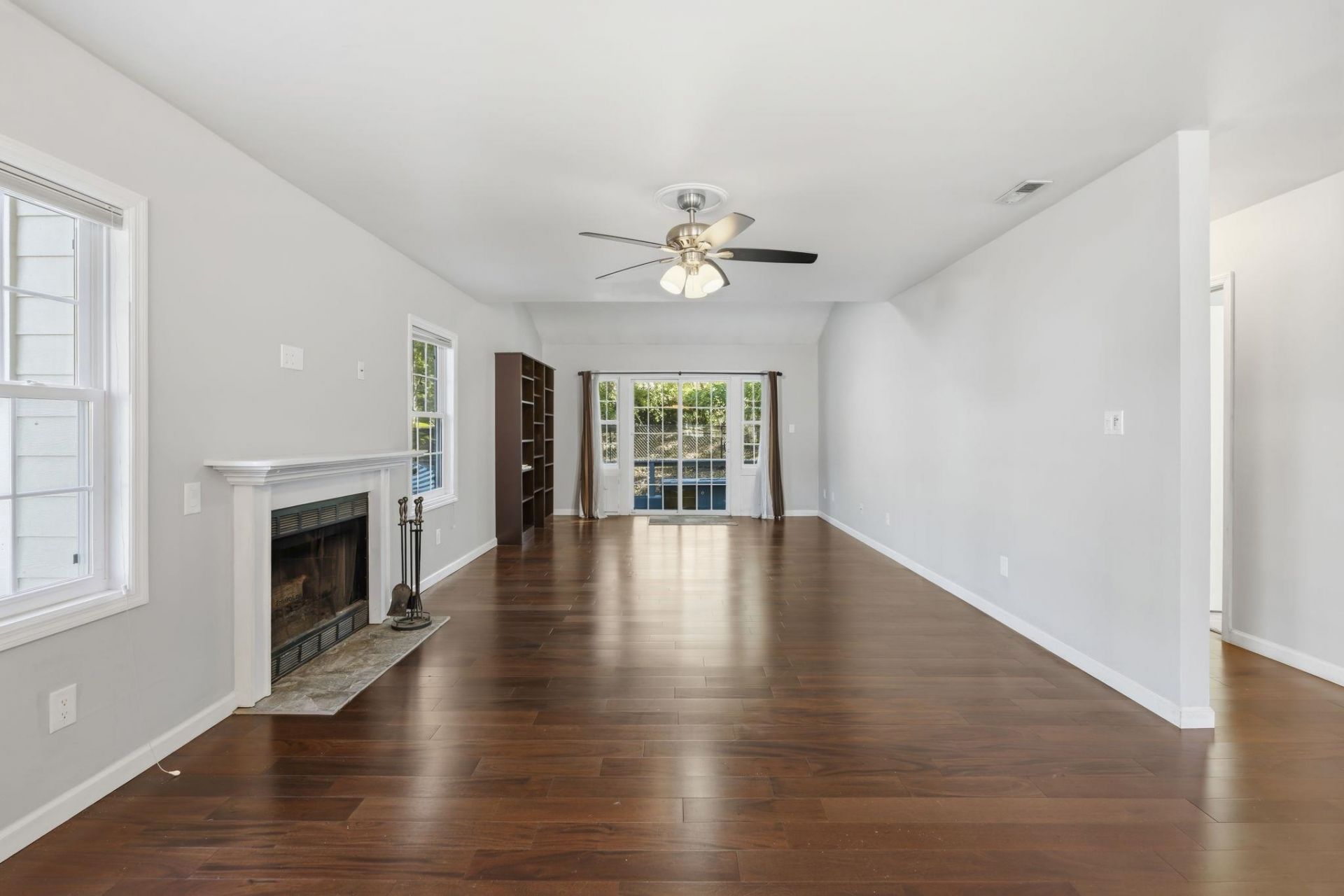 2960 Duck Ct. Photo 9