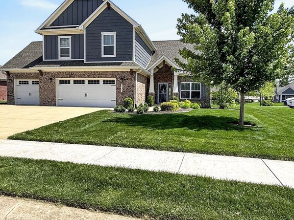 1069 Forest Glen Drive , Greenfield, IN 46140