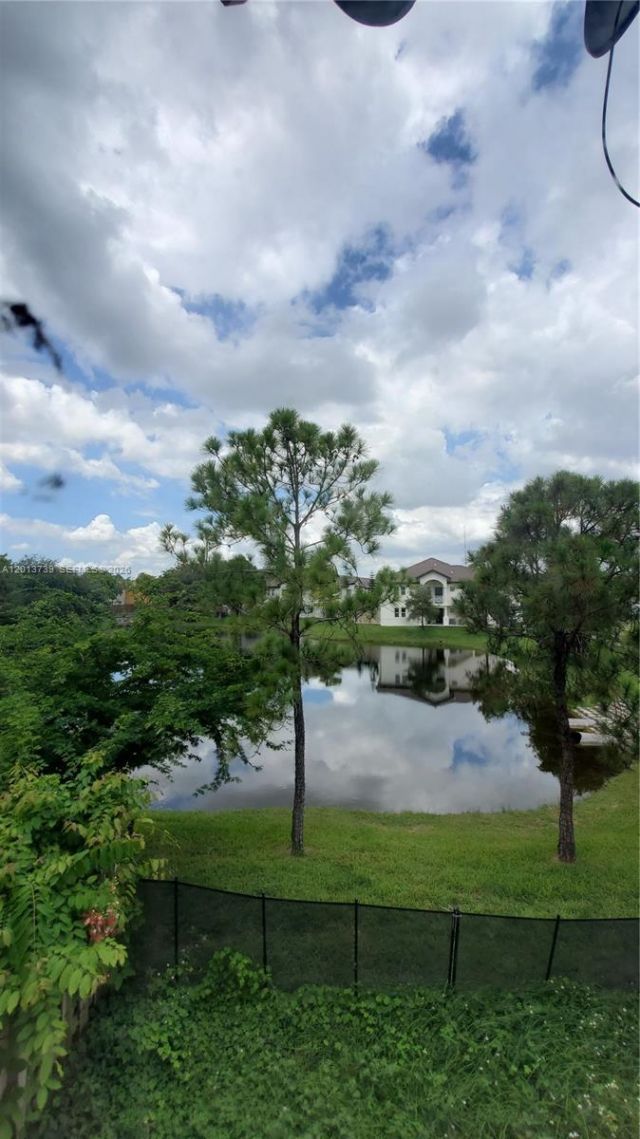 8804 NW 109th Pl, Unit 402, Doral, FL 33178 Photo