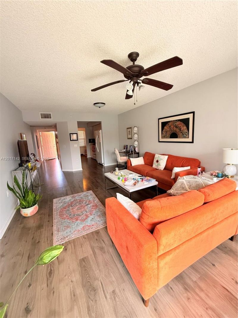 571 SW 142nd Ave, Unit 311O, Pembroke Pines, FL 33027 Photo