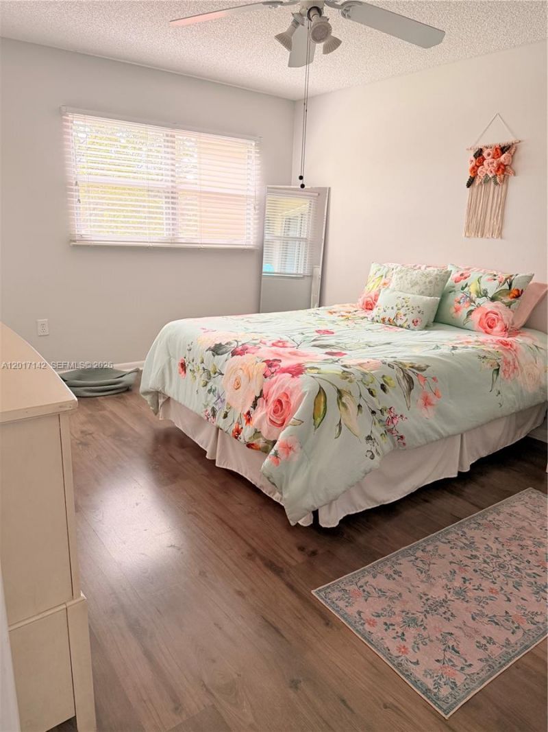 571 SW 142nd Ave, Unit 311O, Pembroke Pines, FL 33027 Photo