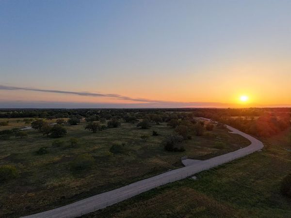 784 Main Loop Loop , Waelder, TX 78959
