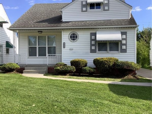 20004 Libby Road, Maple Heights, OH 44137