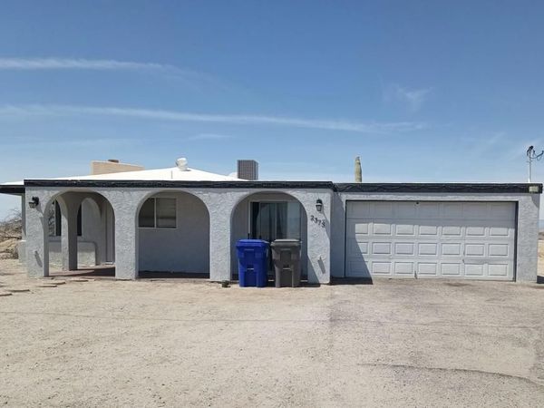 2373 Oahu Lane, Thermal, CA 92274