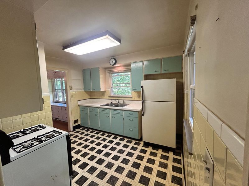1005 Rose Circle, Park Hills, KY 41011 Photo 5