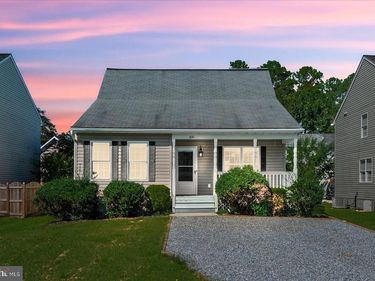 321 3RD STREET , COLONIAL BEACH, VA 22443