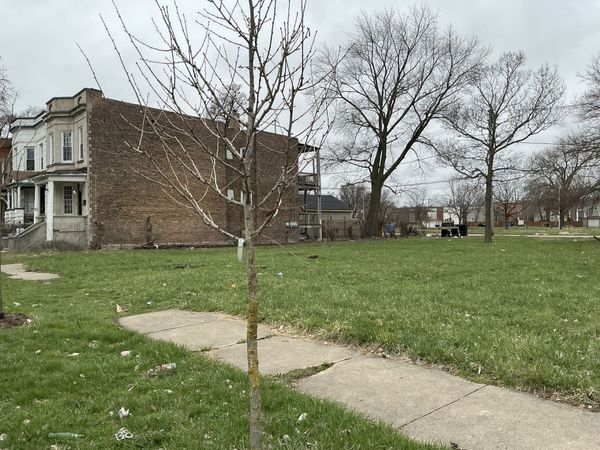 5922 S Emerald Avenue, Chicago, IL 60621