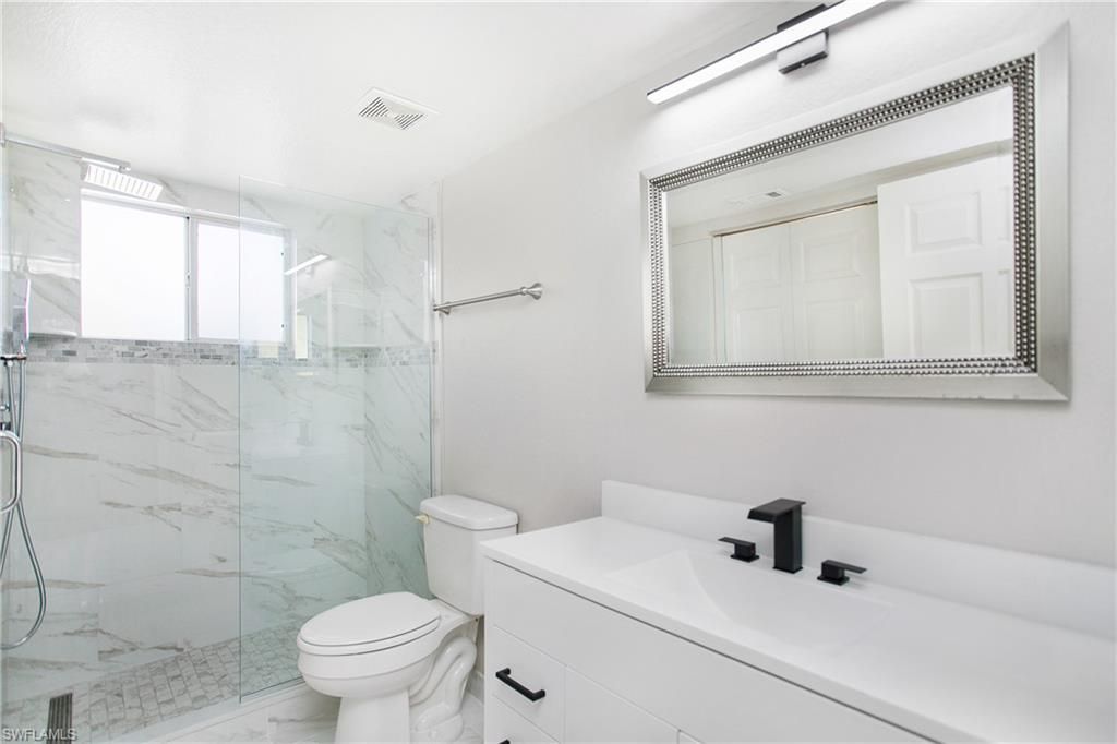 8271 Key Royal Cir, Unit 924, Naples, FL 34119 Photo