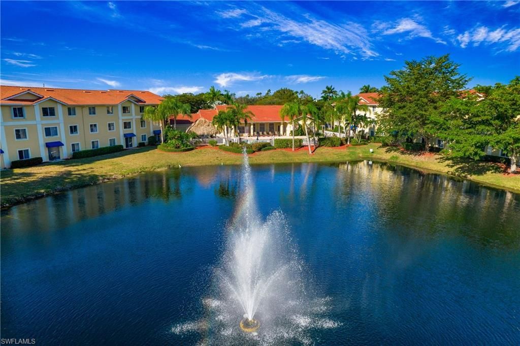 8271 Key Royal Cir, Unit 924, Naples, FL 34119 Photo
