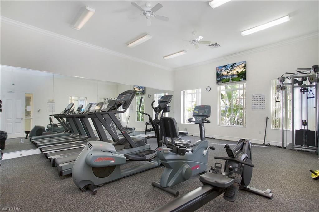 8271 Key Royal Cir, Unit 924, Naples, FL 34119 Photo