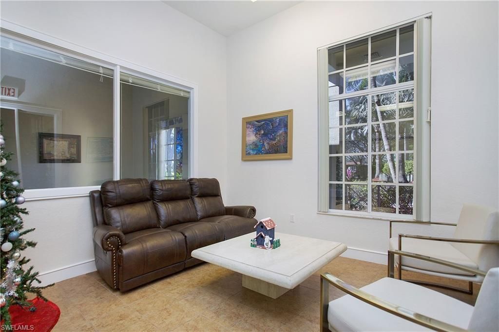 8271 Key Royal Cir, Unit 924, Naples, FL 34119 Photo