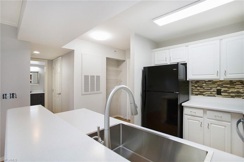 8271 Key Royal Cir, Unit 924, Naples, FL 34119 Photo