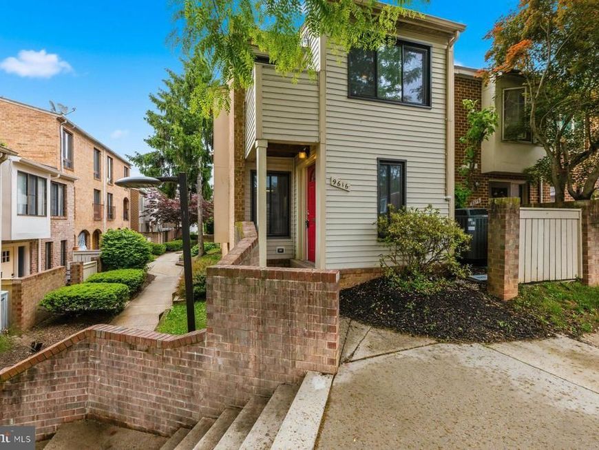 9616 Brassie Way , Gaithersburg, MD 20886 Main Photo