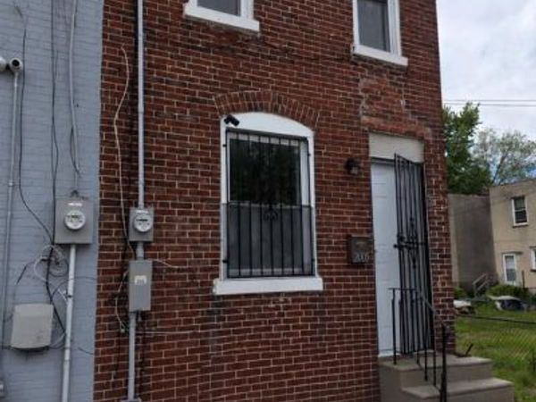 2005 S 9TH STREET, CAMDEN, NJ 08104