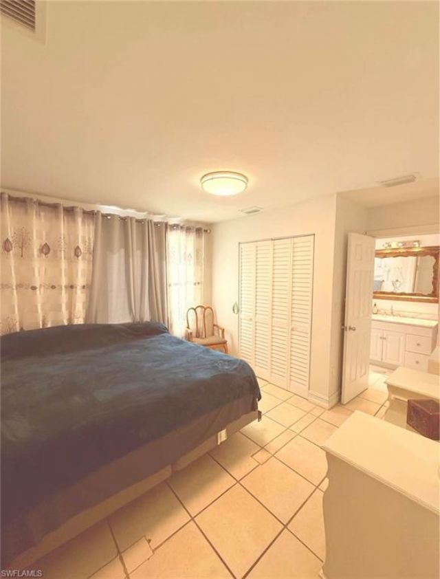 250 10th St Ne, Naples, FL 34120 Photo