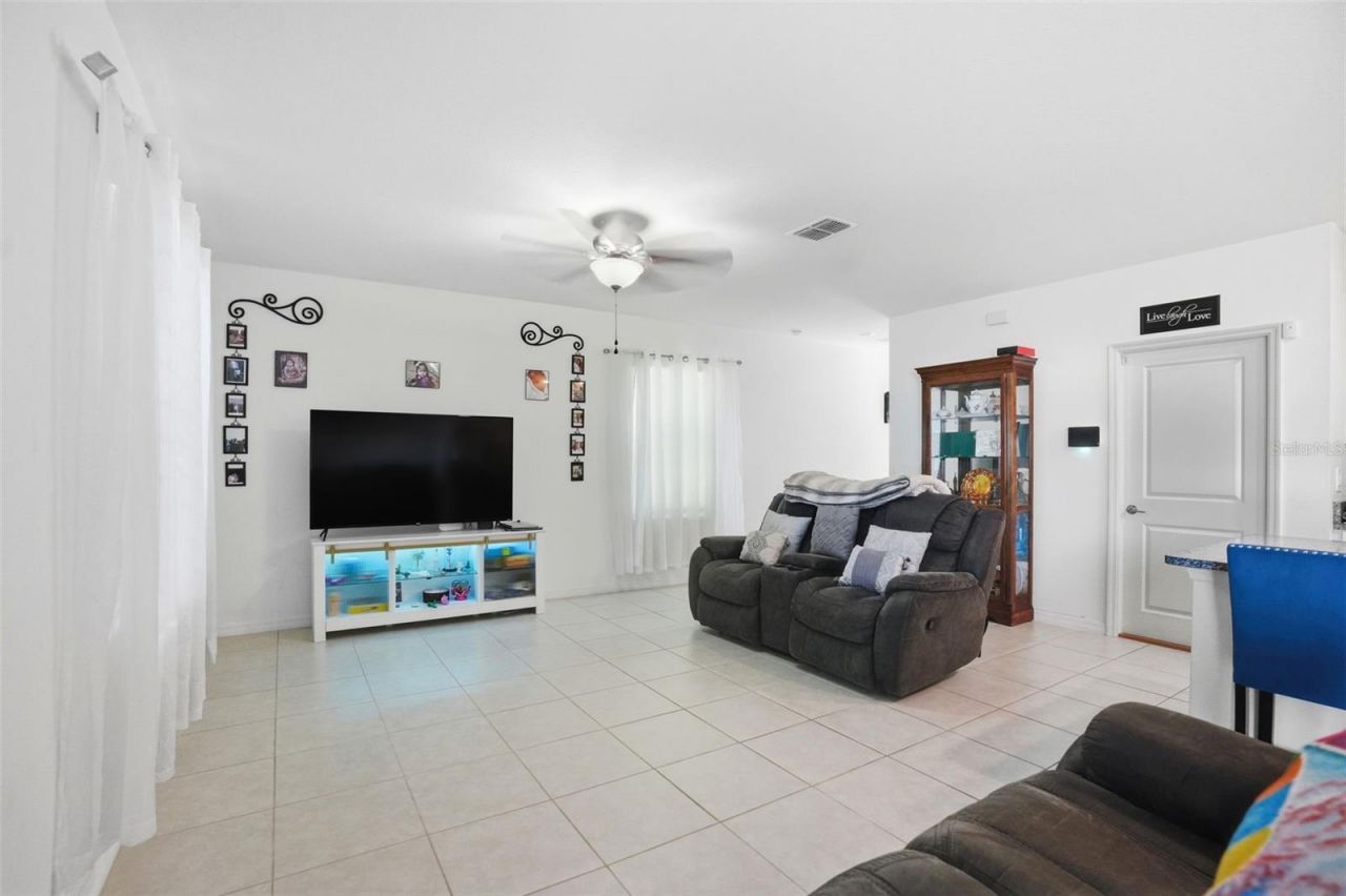 13712 Newbridge Street, Spring Hill, FL 34609 Photo