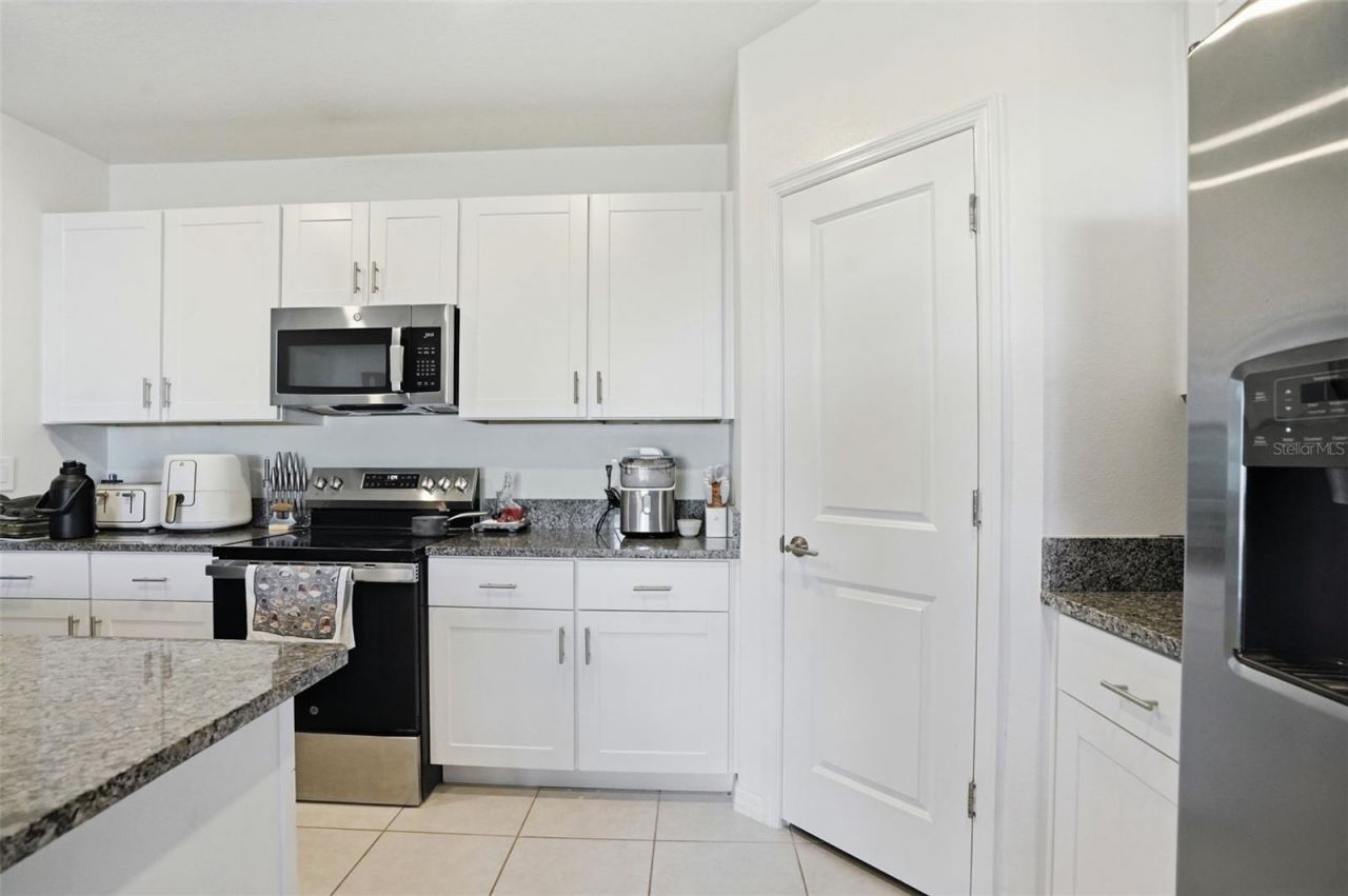 13712 Newbridge Street, Spring Hill, FL 34609 Photo