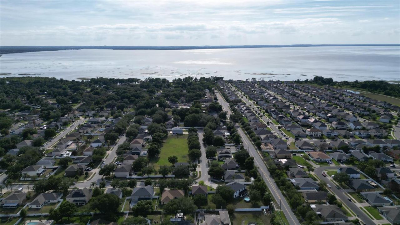 1681 E Spring Ridge Circle , Winter Garden, FL 34787 Photo