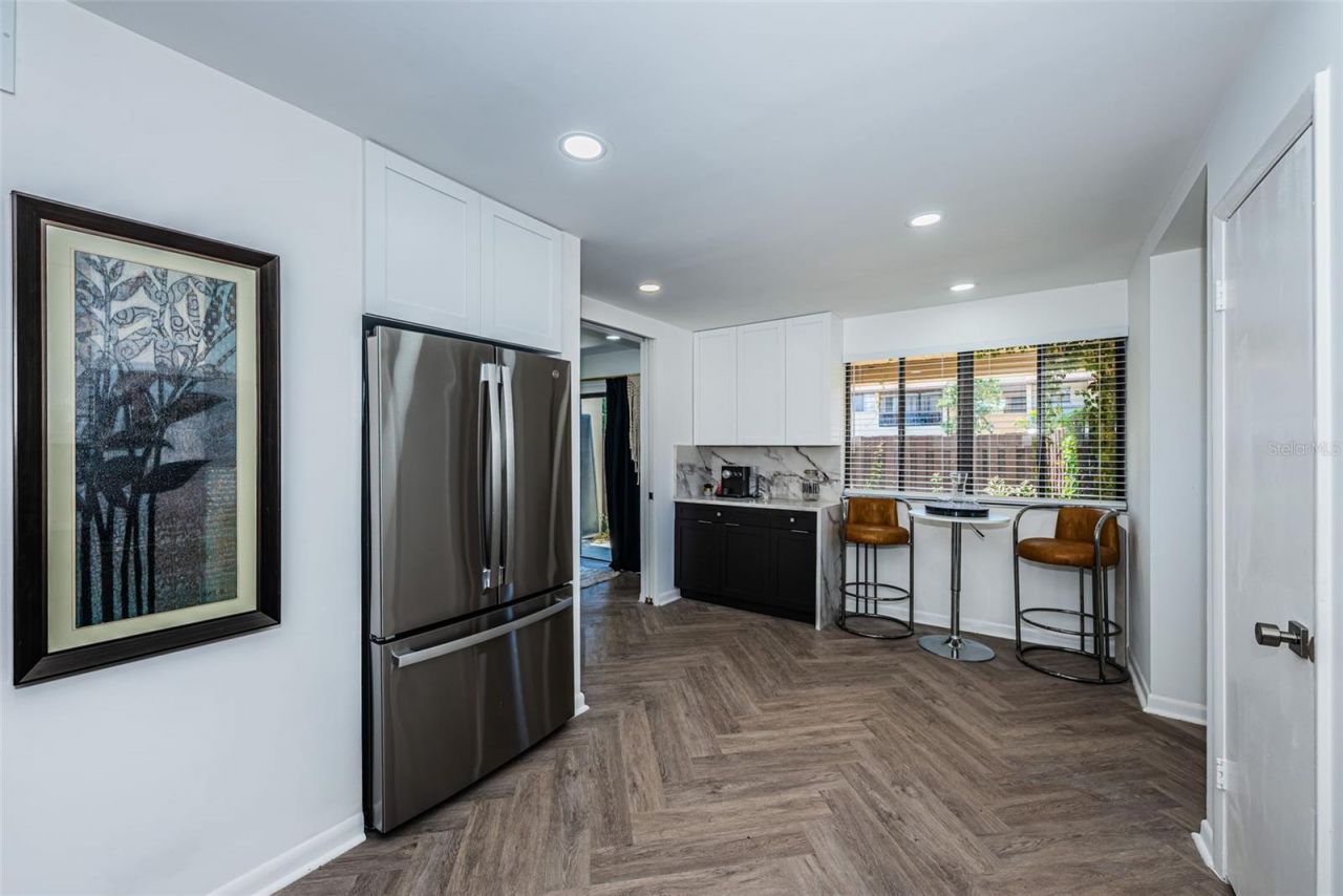 781 Village Lake Terrace N, Unit 101A, Saint Petersburg, FL 33716 Photo