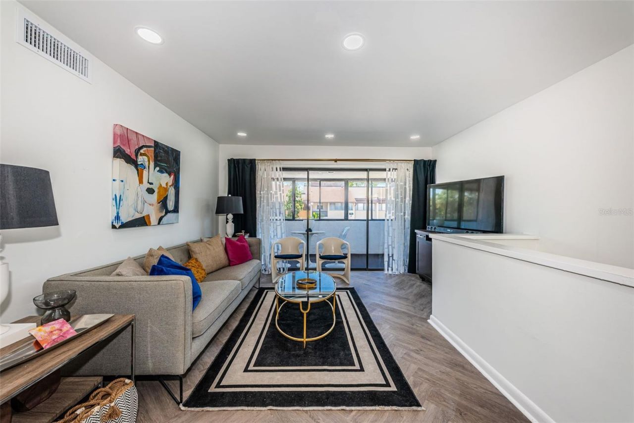 781 Village Lake Terrace N, Unit 101A, Saint Petersburg, FL 33716 Photo