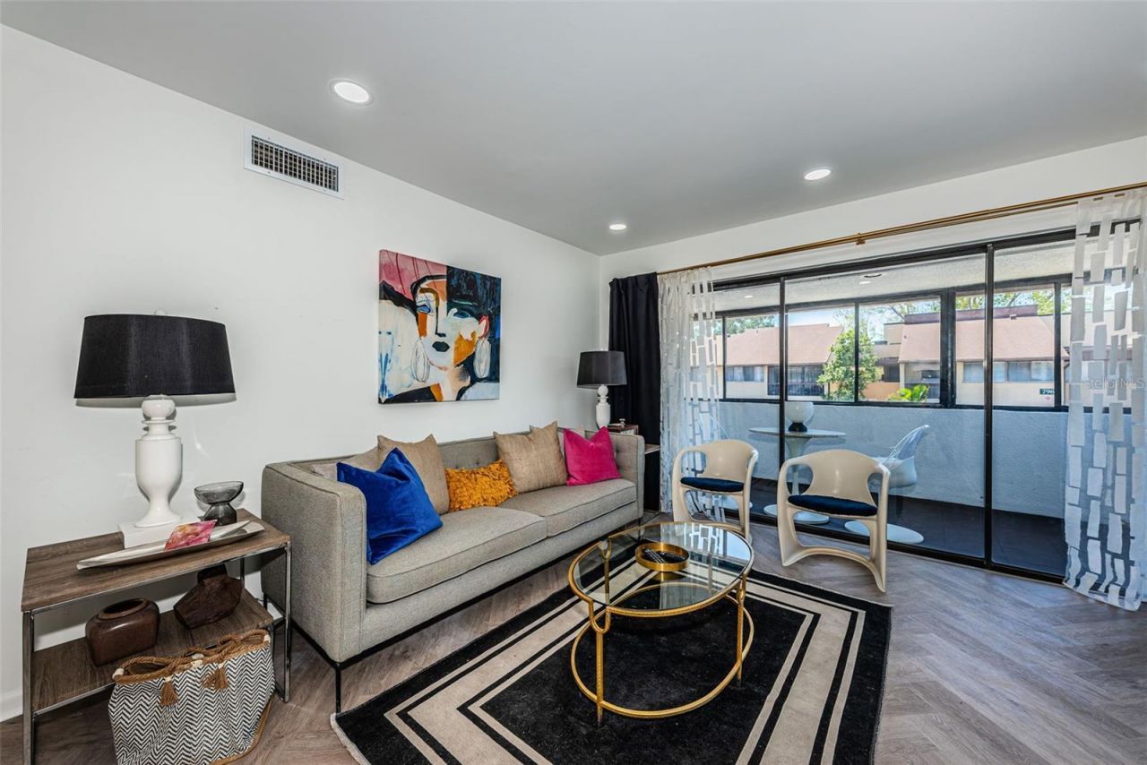 781 Village Lake Terrace N, Unit 101A, Saint Petersburg, FL 33716 Photo