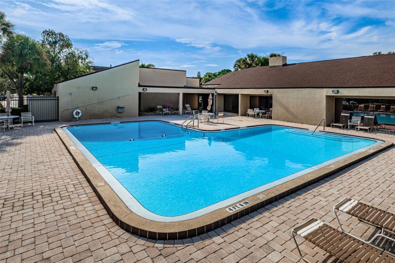 781 Village Lake Terrace N, Unit 101A, Saint Petersburg, FL 33716 Photo