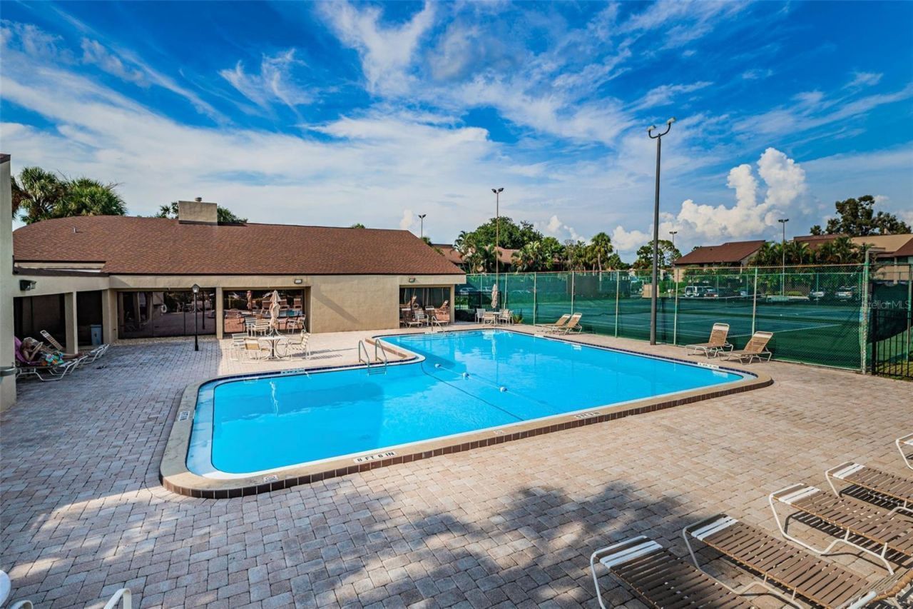 781 Village Lake Terrace N, Unit 101A, Saint Petersburg, FL 33716 Photo