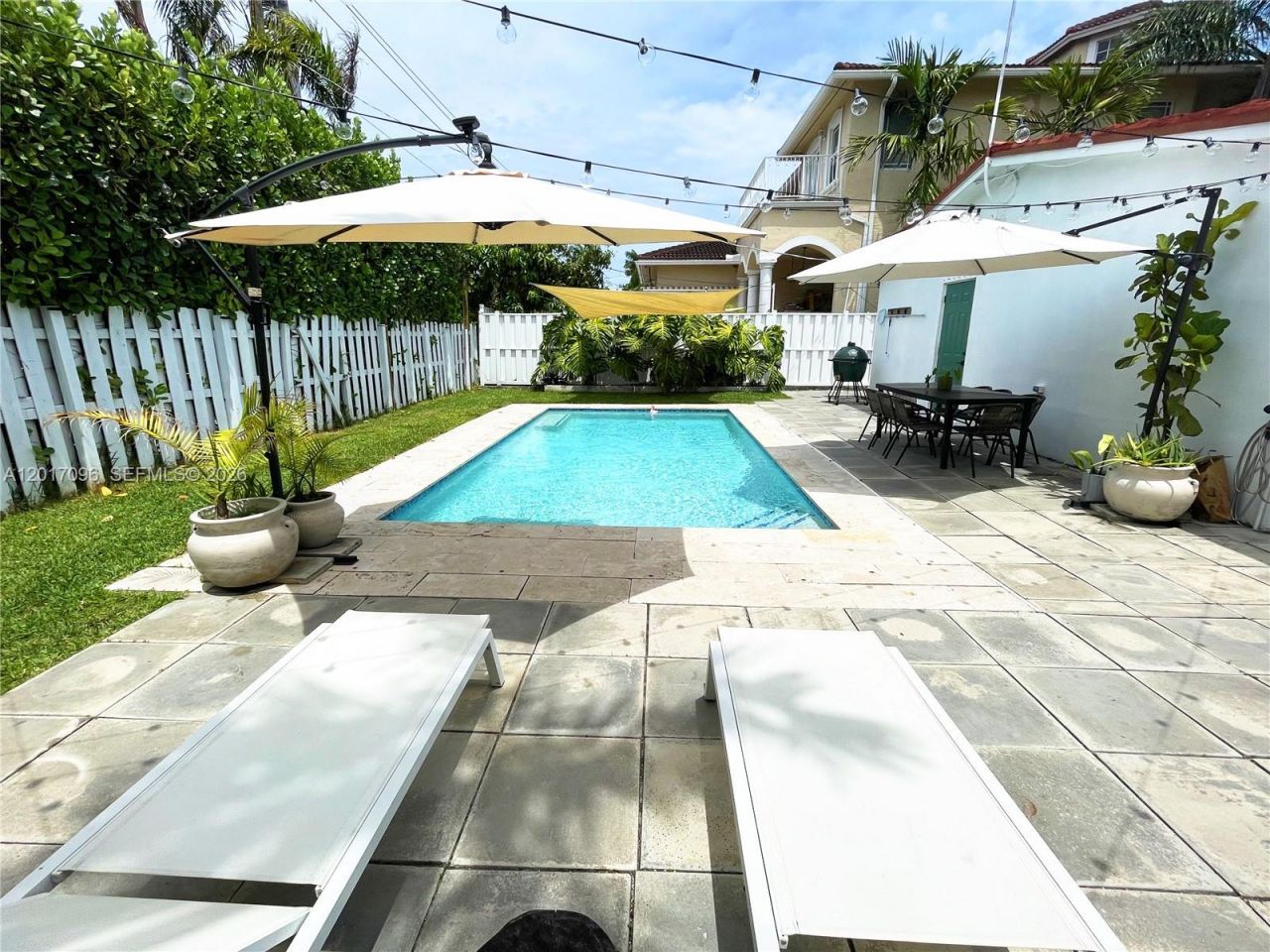 1059 Washington St, Hollywood, FL 33019 Photo